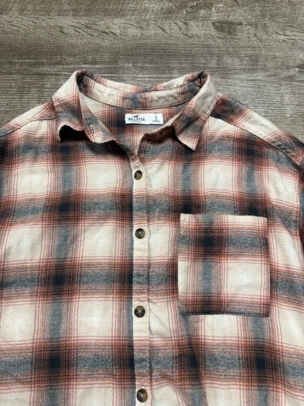 Hollister Plaid Button Front Shirt Size Small - Picture 3 of 8